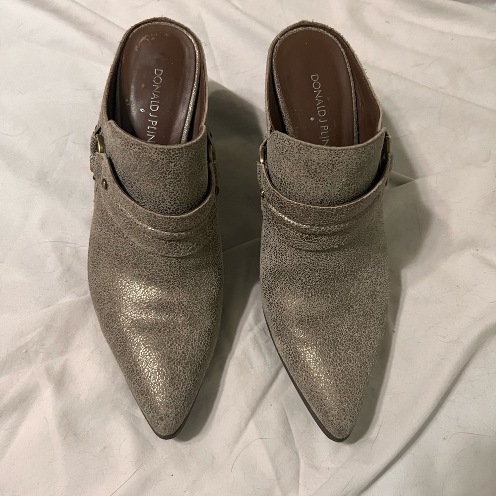 Donald pliner wedges
